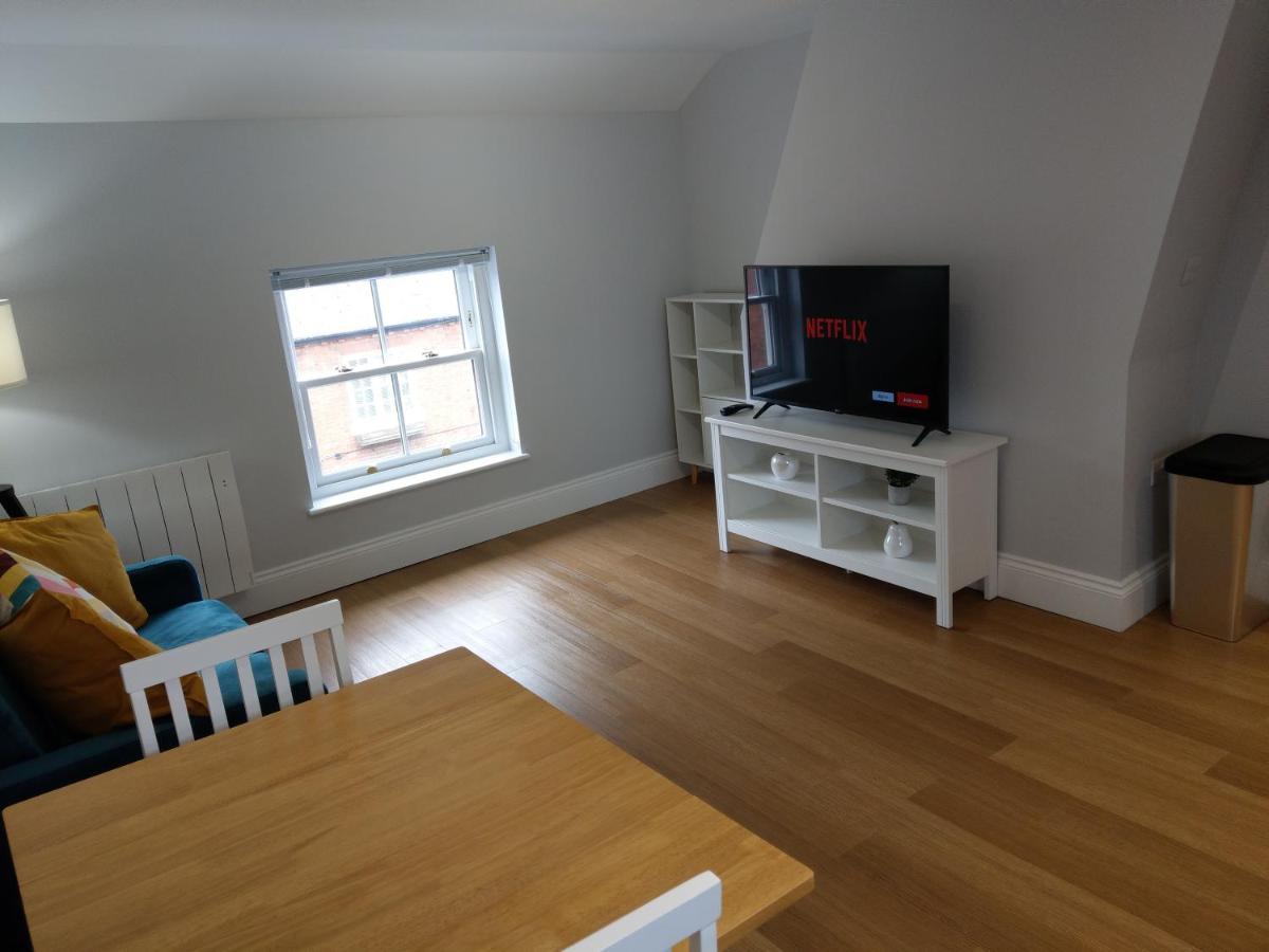 27 High Street Apartments Husbands Bosworth Exterior photo